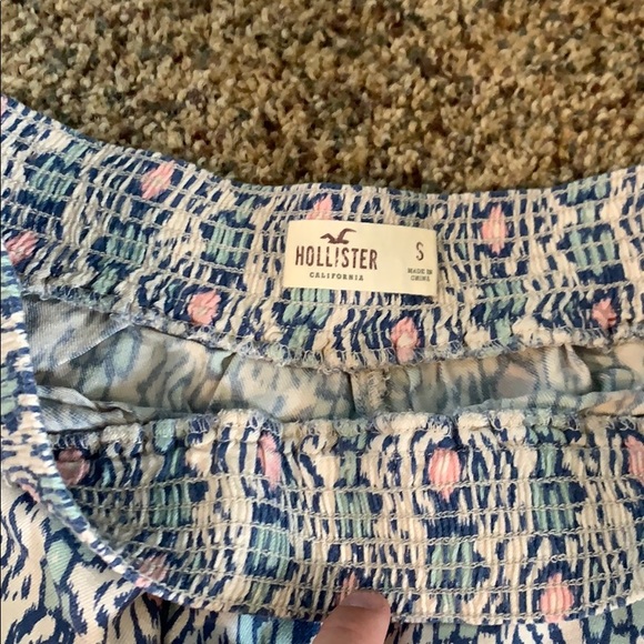 Patterned shorts - Picture 2 of 3